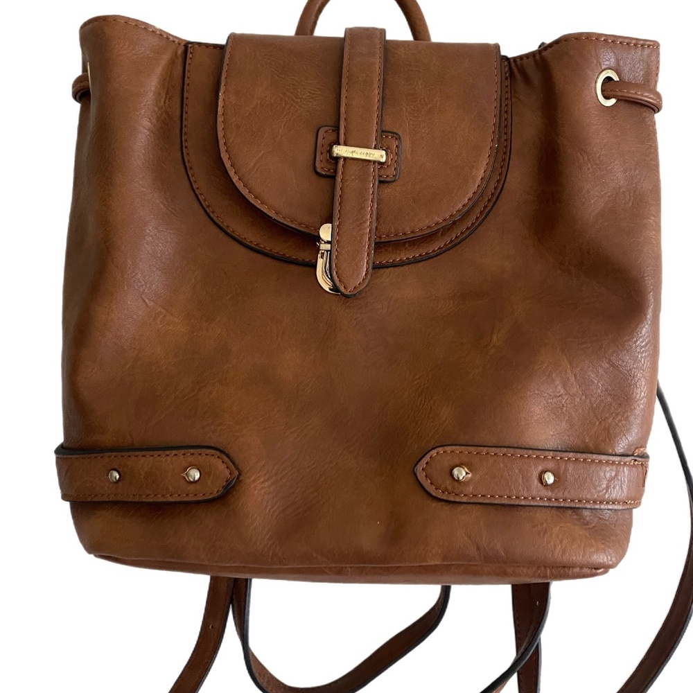 Brown Medium Bagpack